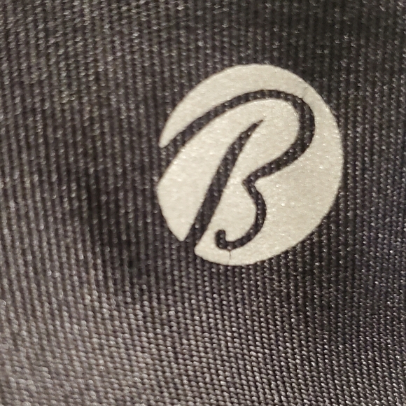 ☆3/35$ | BALLY TOTAL FITNESS | Black & Stormy Active Leggings in size M - Picture 4 of 8